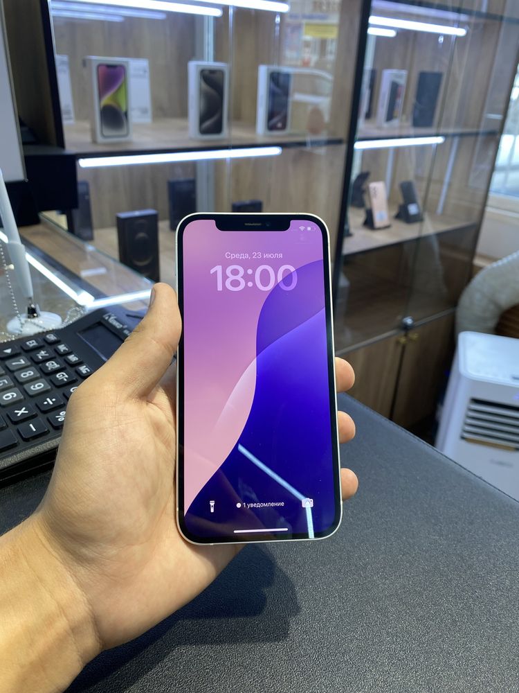 IPHONE 12 / 128GB / 76%