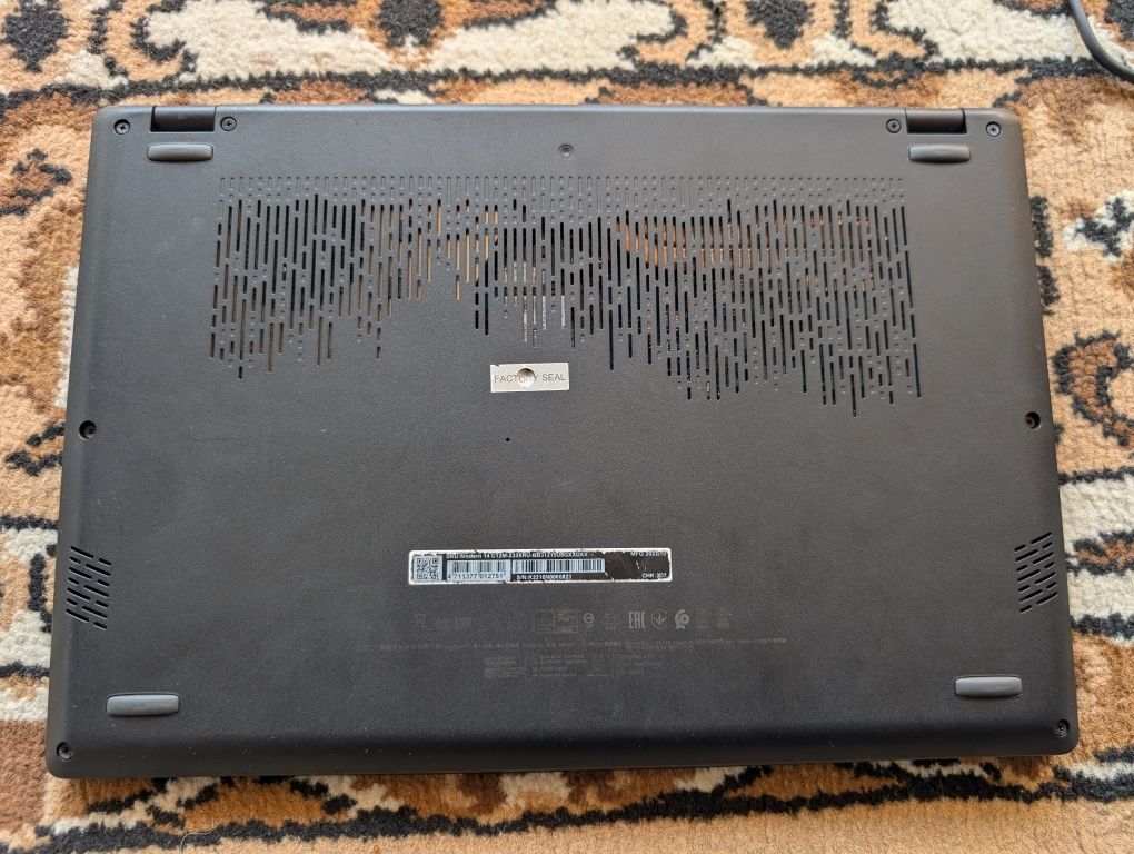 Ноутбук MSI 8/256gb
