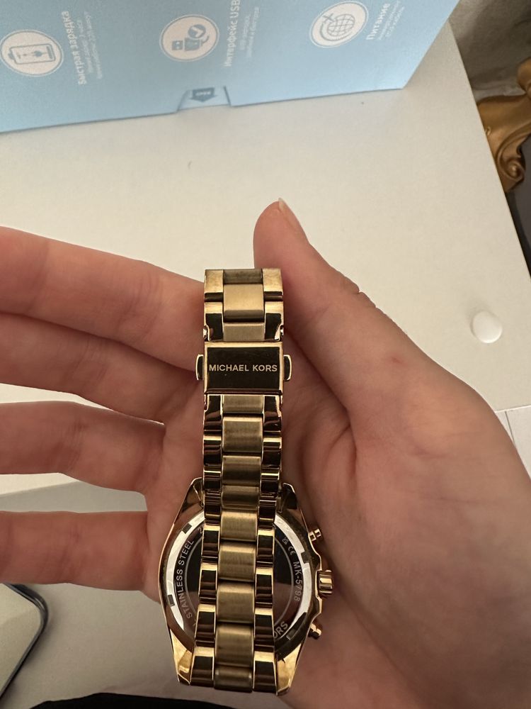 Продается женские часы Michael Kors оригинал!