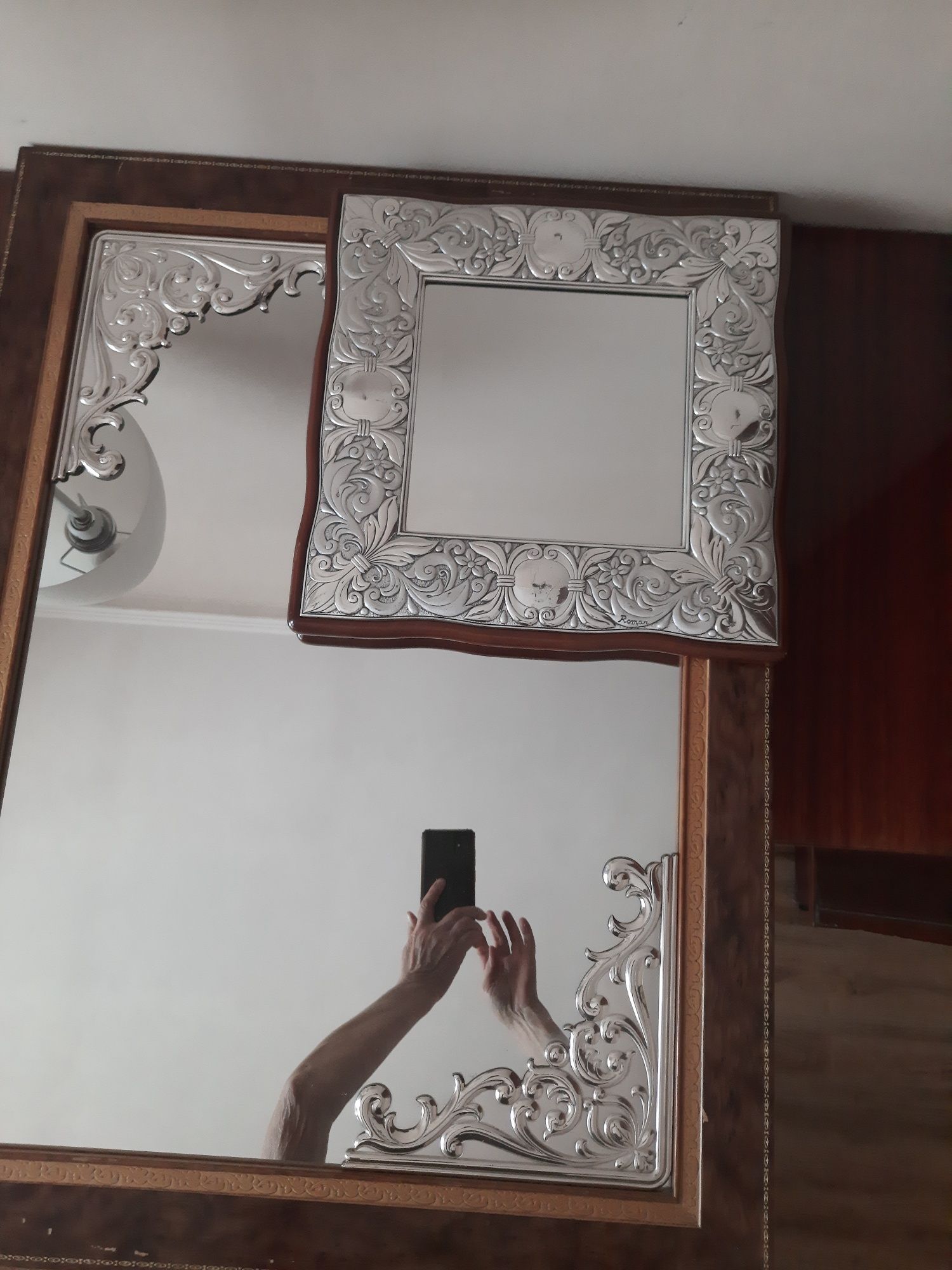 Продам настольные лампы и зеркало