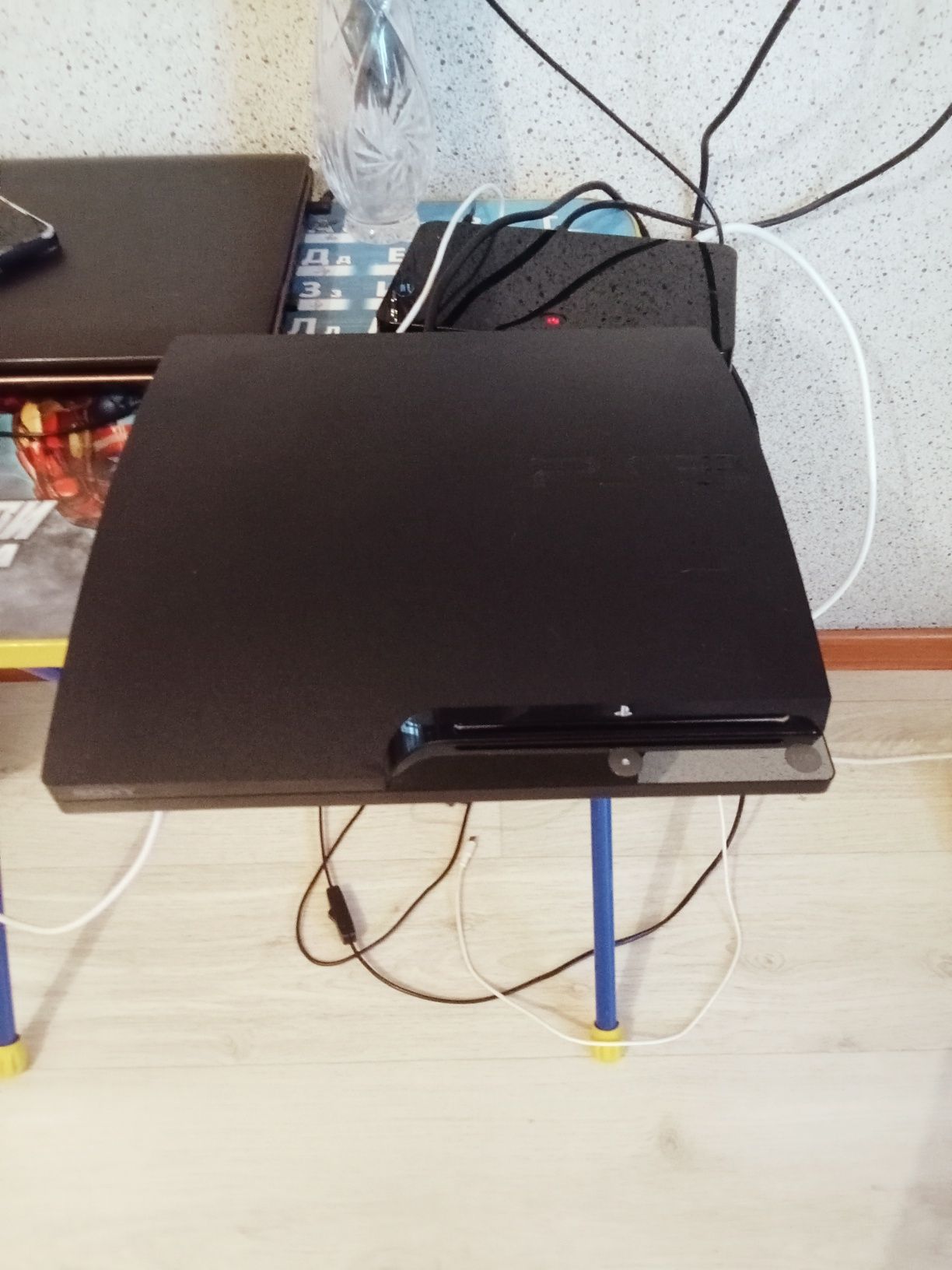 Продам ps3 прошитая
