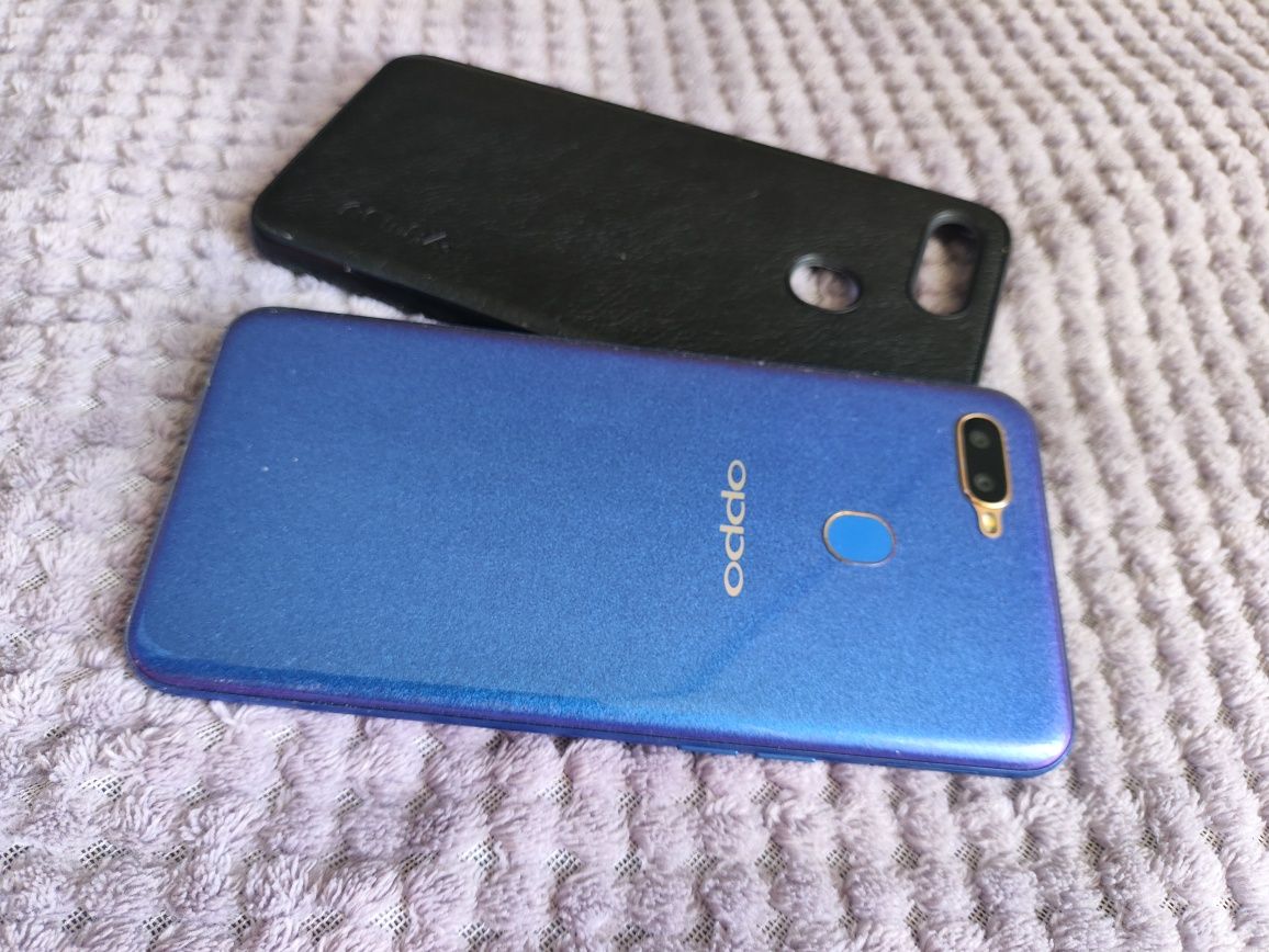 Oppo A5s и  Redmi AirDots 2 вместе продается