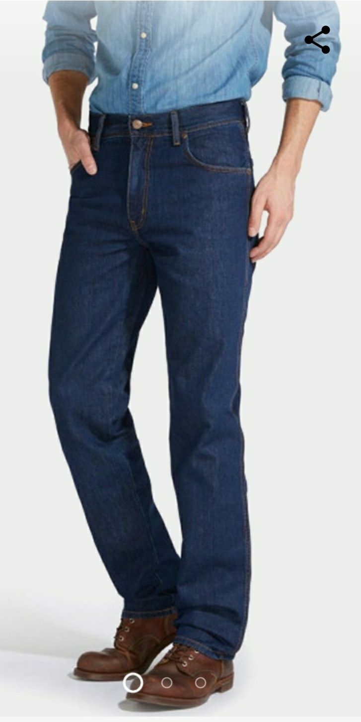 Джинсы  Wrangler  Оригинал размеры 32 и 33 (48 и 50)  100%Х/Б