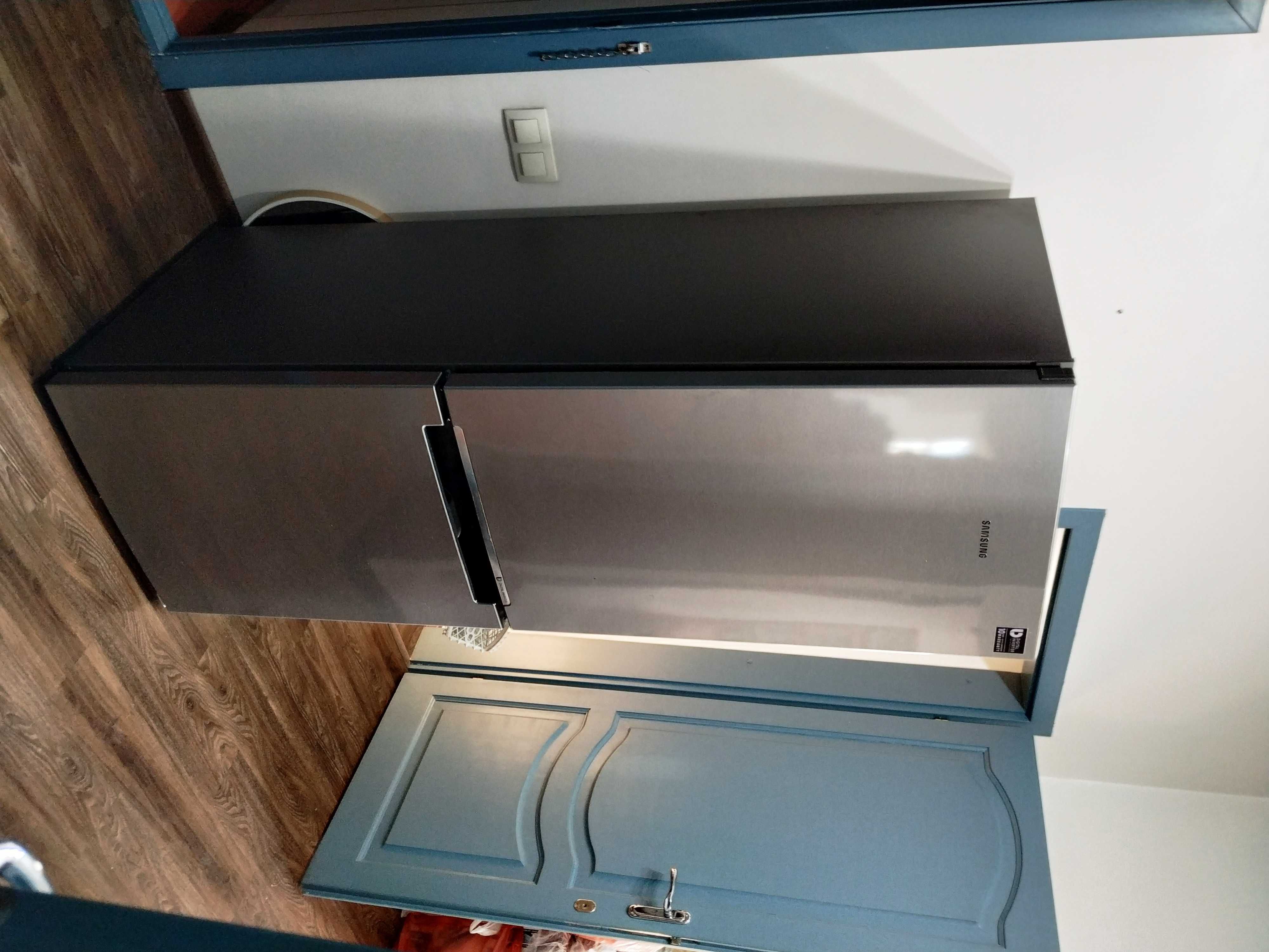 холодильник SAMSUNG  RB 29FRNDSA