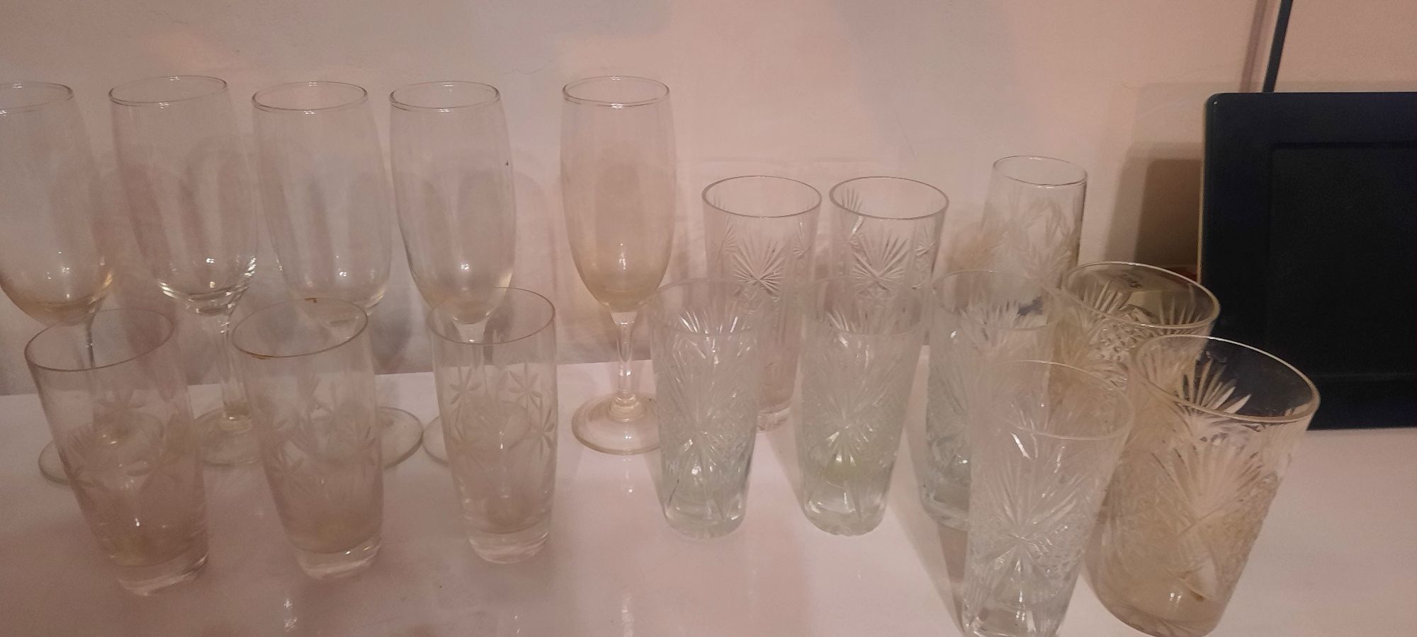 Продаю кухонную и столовую посуду