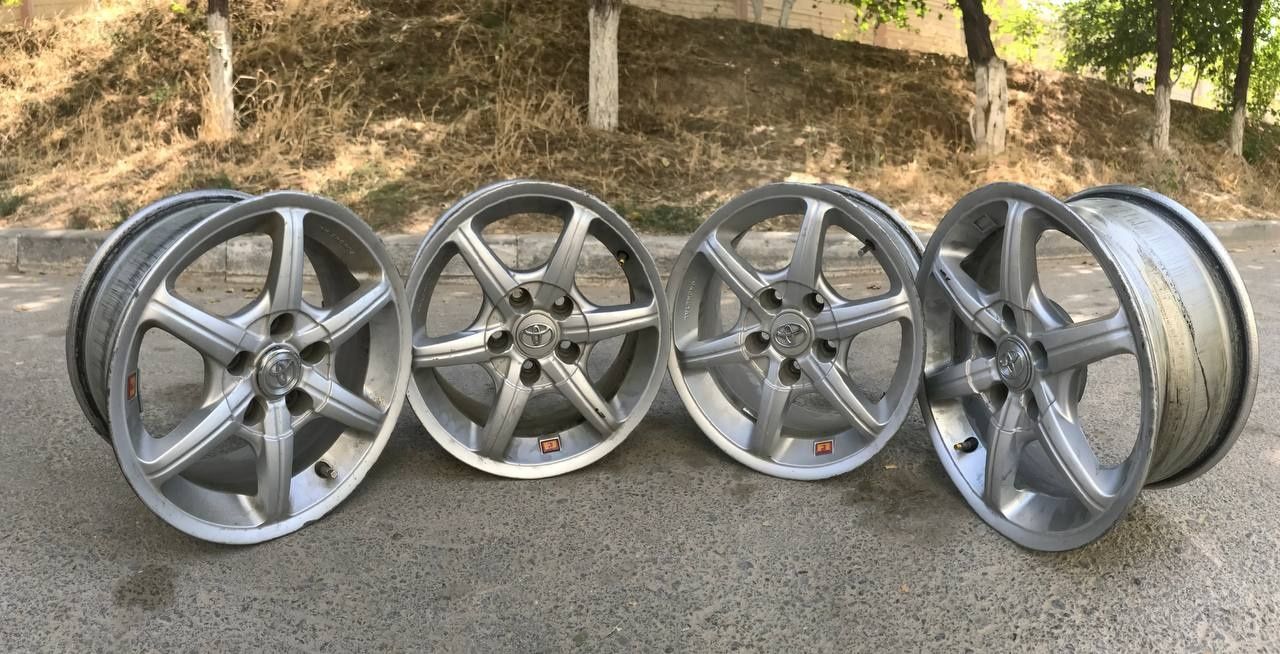 Литые диски от Toyota R15 , 90000тг 4штук