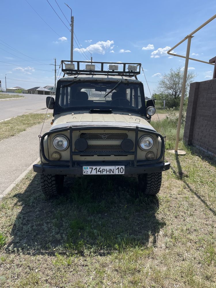 Уаз 469 цельнометаллический