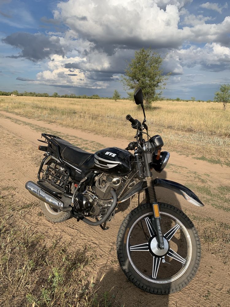 Продам мотоцикл 200 кубов