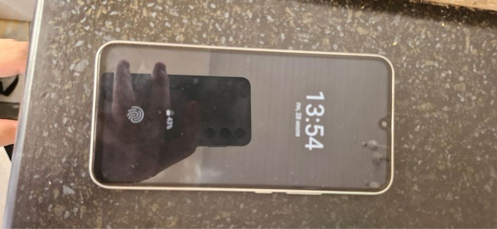 Samsung A34. Цена 70000 тг