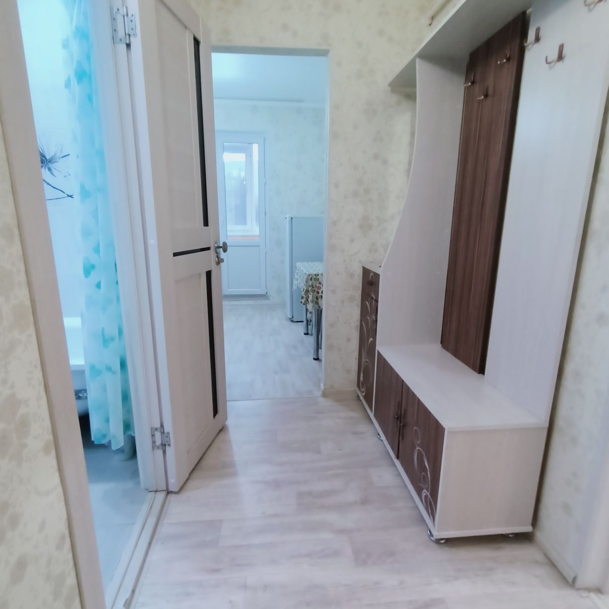 Сдам посуточно , 1 кв в 11 микр