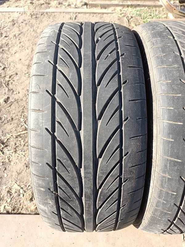 Шины 225/45 R17 - "Hankook Ventus V12 EVO" (Венгрия), летние.
