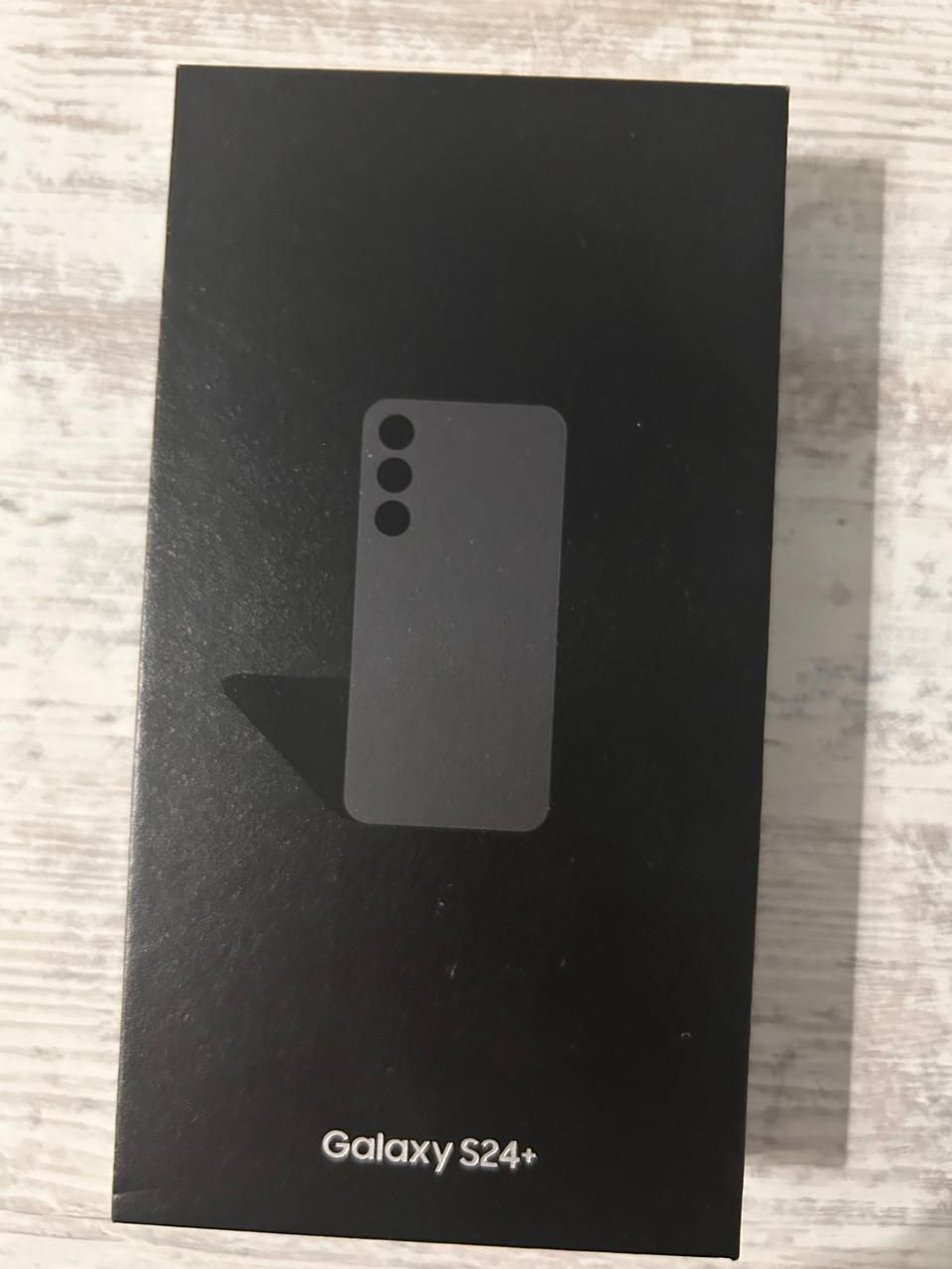 Samsung s24 plus +