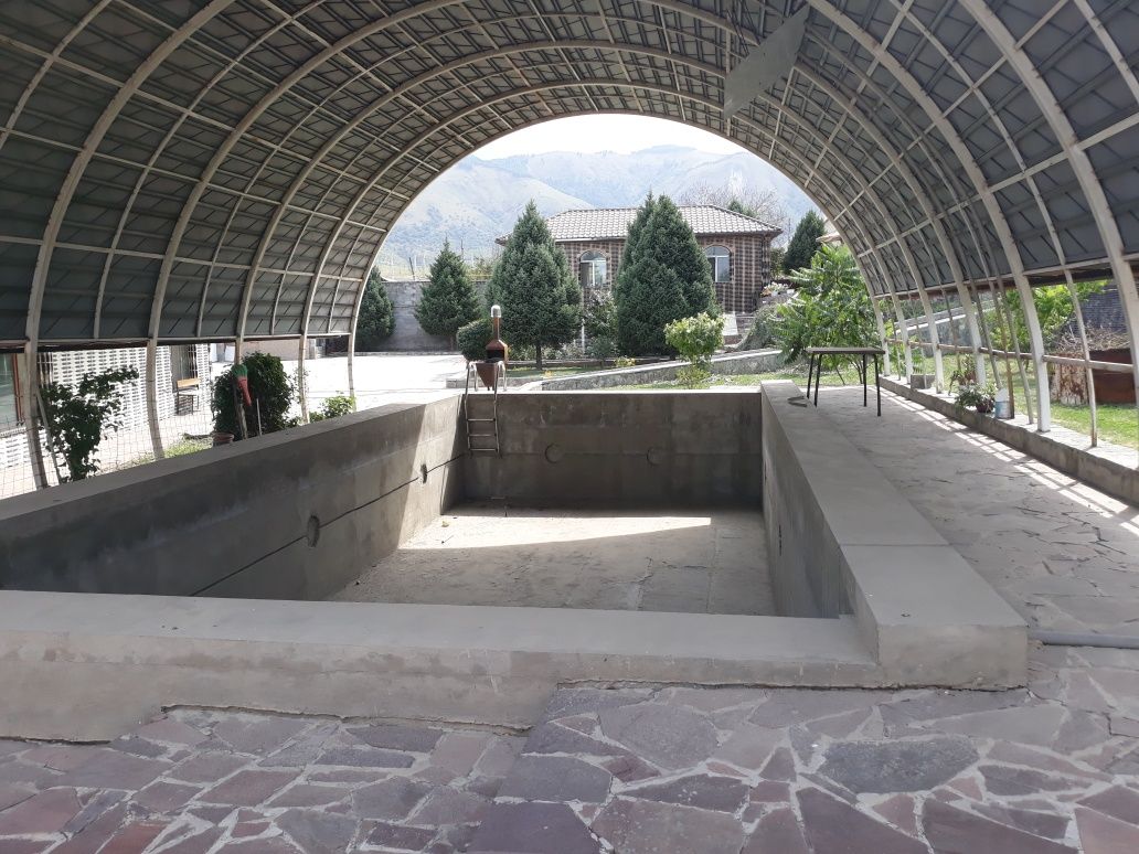 Дом 450кв  | 30 соток | Талгар, Инкубатор | с большим бассейном