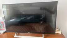 Продам телевизор Sony Bravia под запчасти. Разбит только экран.