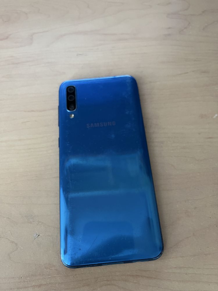 Samsung A50 (не в рабочем состоянии)