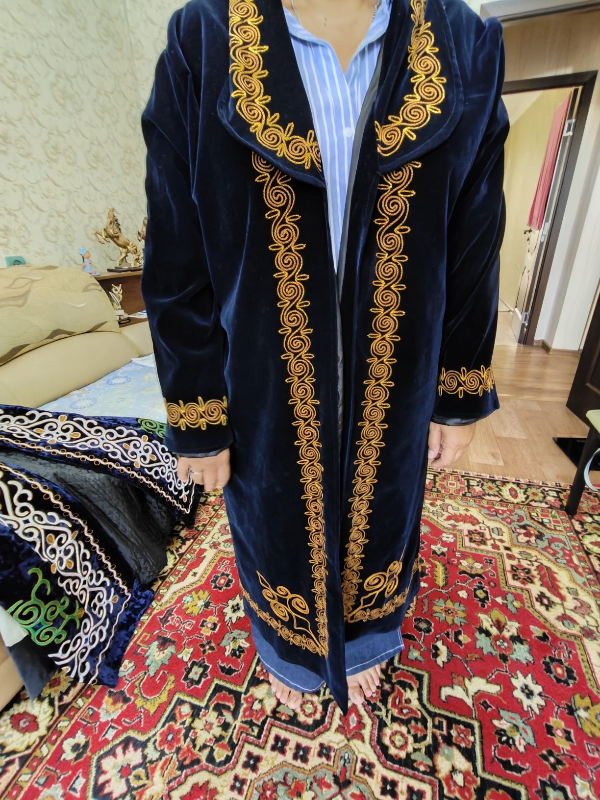Продам чапан. Несколько штук.