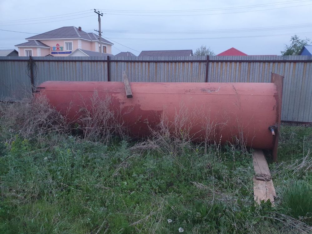 Продам бочку 5.5 кубов