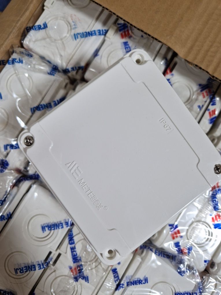 Распределительная коробка Mete 110X110X65 из термопластика ip67