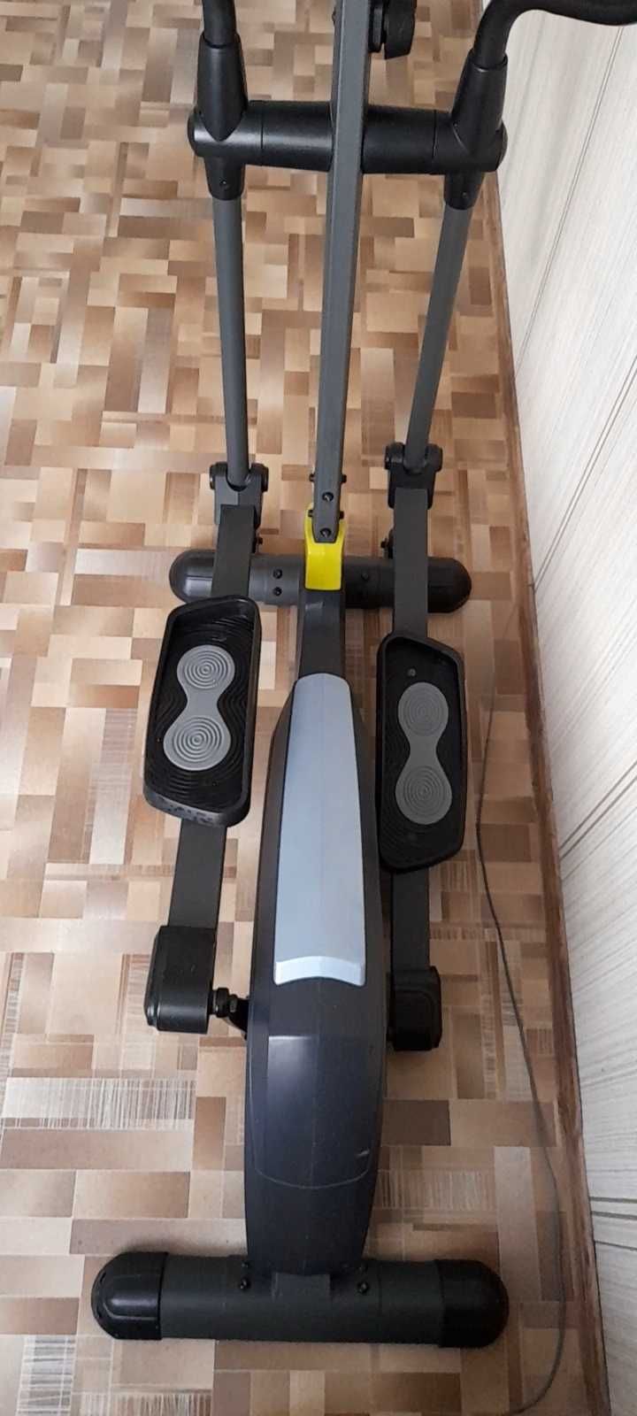 Продам элептический тренажёр