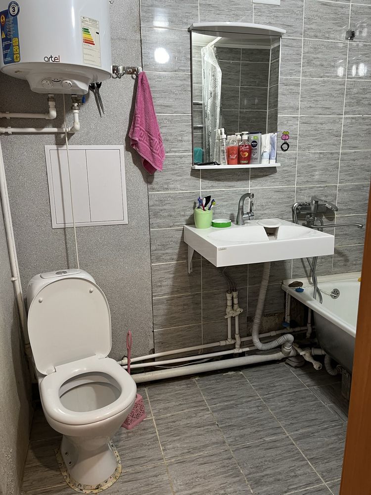 Продам 3-комнатную квартиру в телецентре
