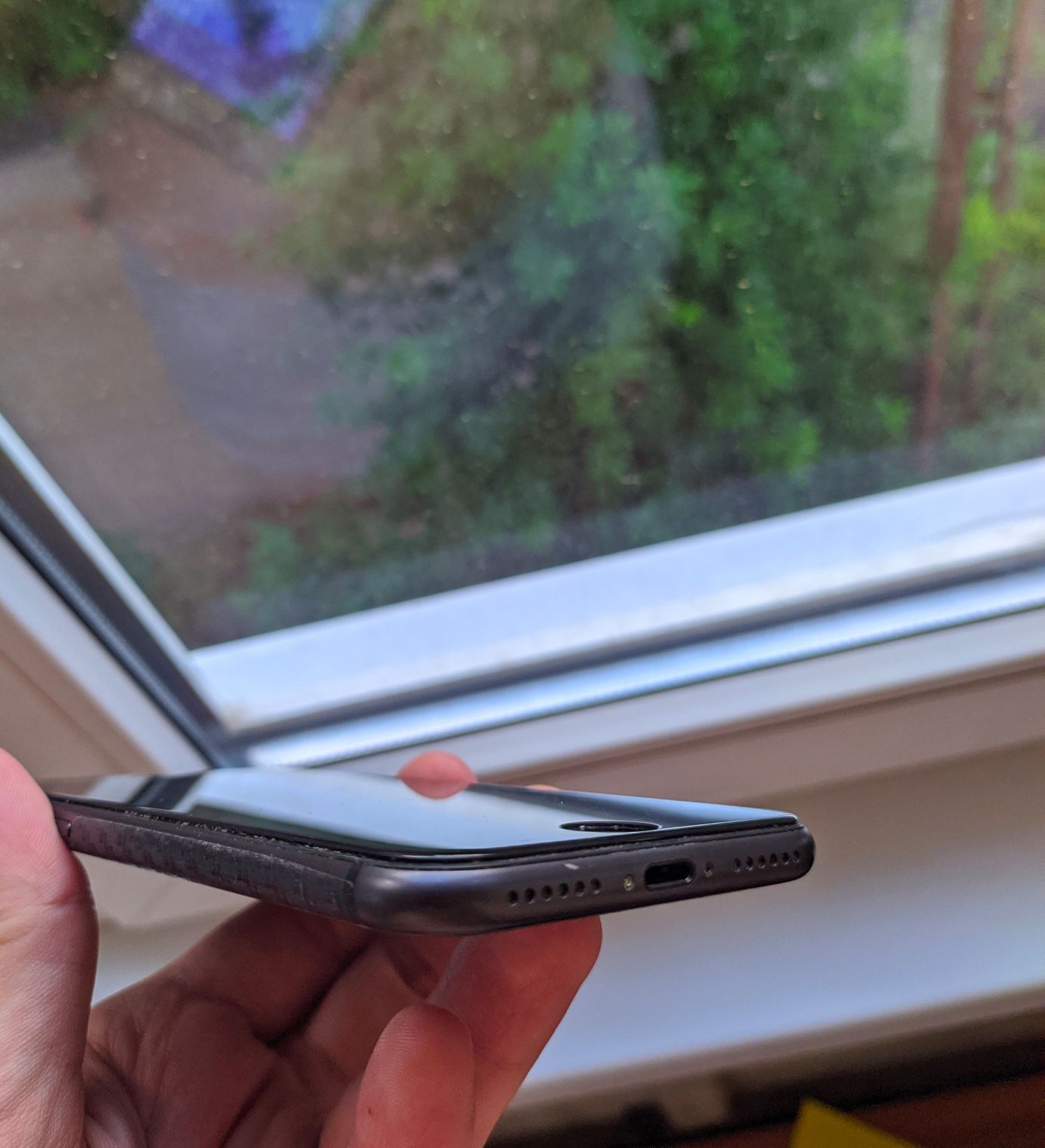 Продам Iphone 8 память 256 gb