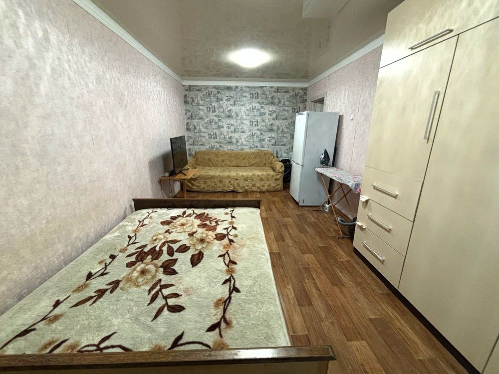 Продается 1 комнатная квартира 19 -мрн, дом 40.