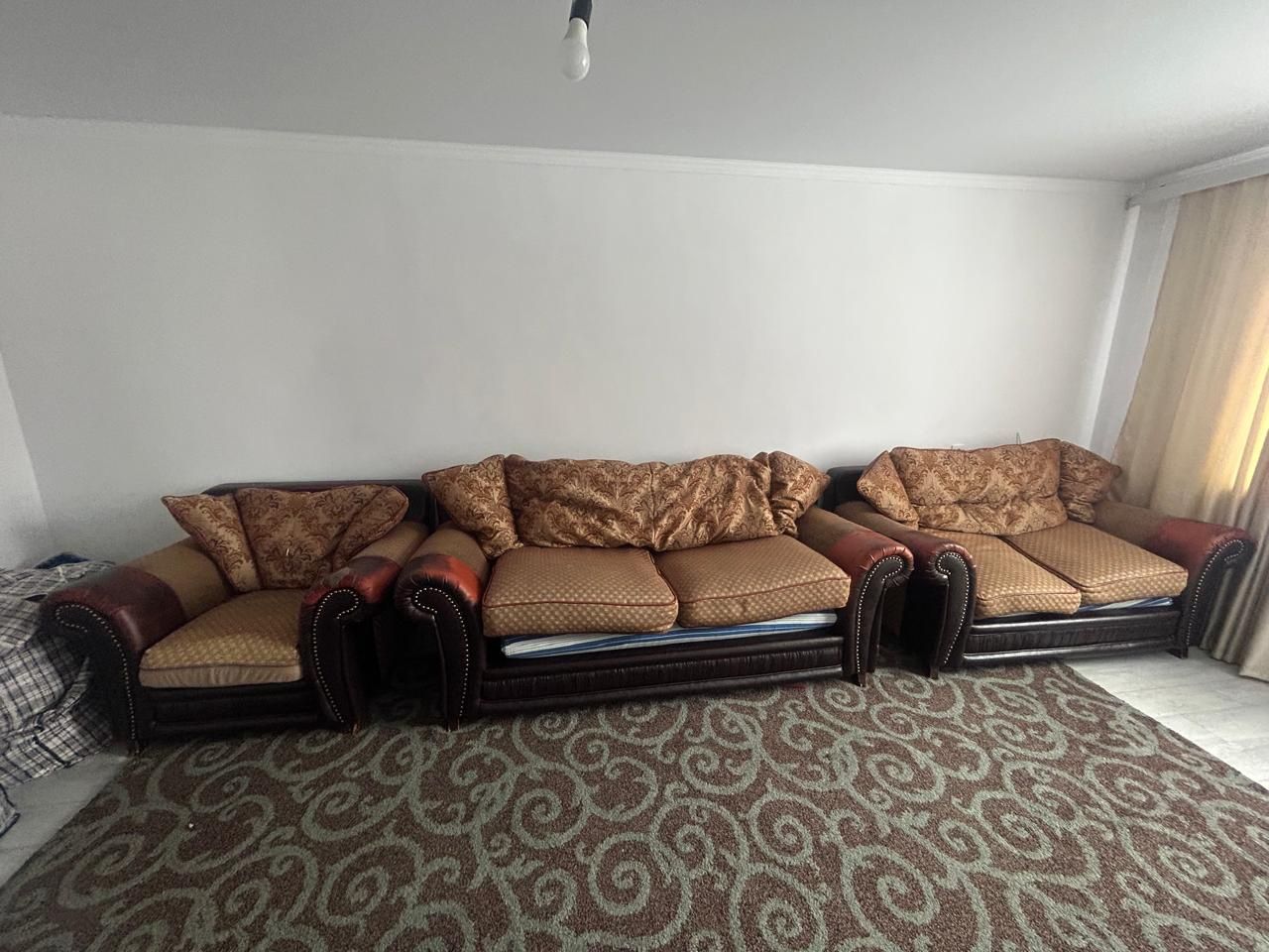 Диван для гостиной