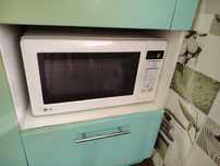 Продам микроволновую печь