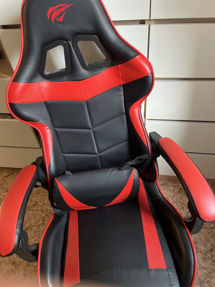 Продам игровое кресло