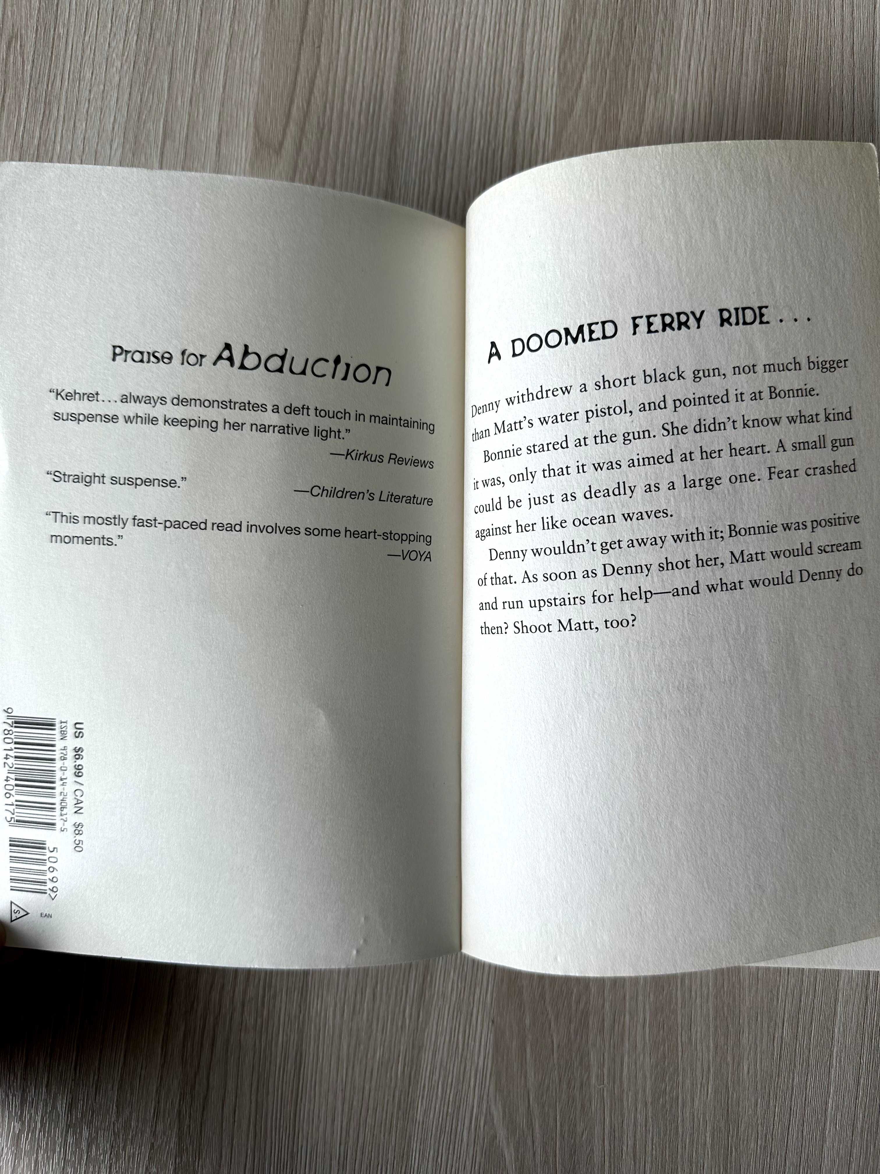 Книга на английском Abduction! by Peg Kehret