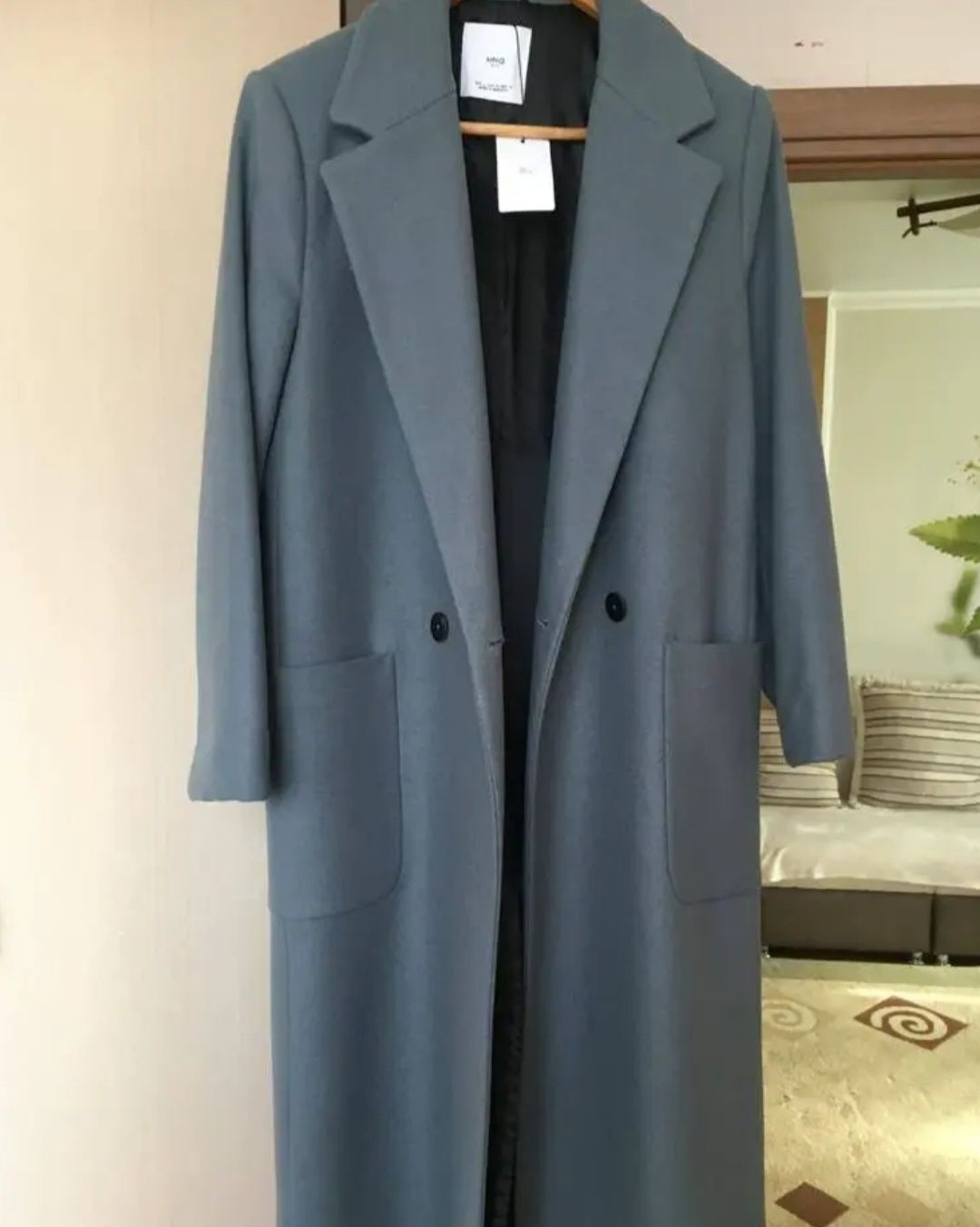 Пальто демисезонные Mango