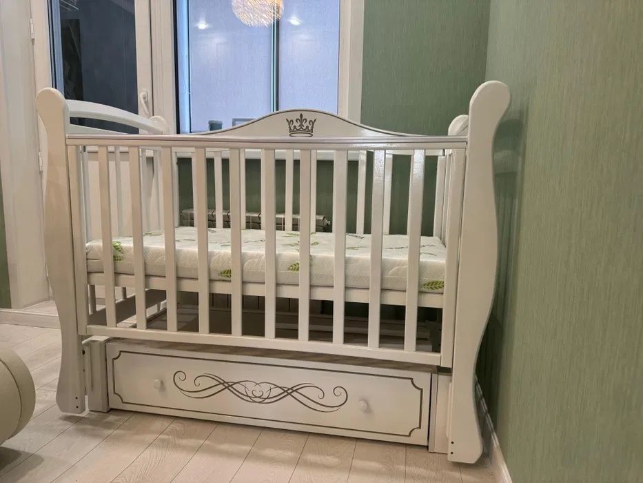 Продам детскую кроватку