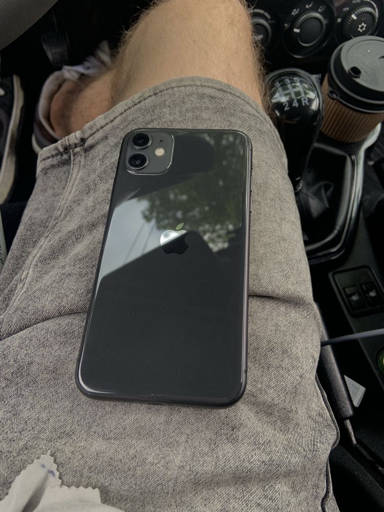 Продам айфон 11 iphone 11