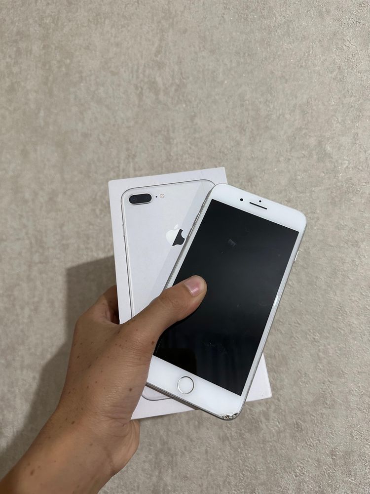 Продаю iPhone 8 plus