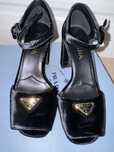 Продаю босоножки PRADA