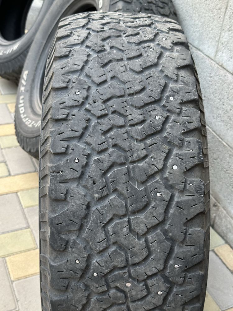 BF Goodrich All-Terrain T/A 265/70 R16