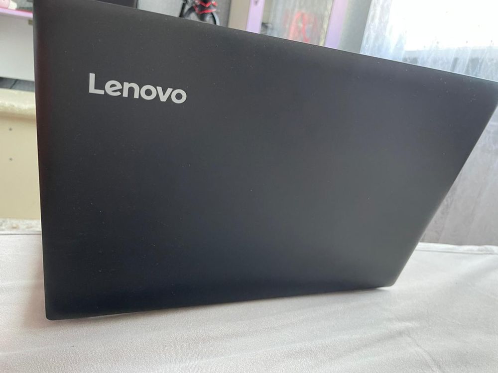 Продам ноутбук от lenovo