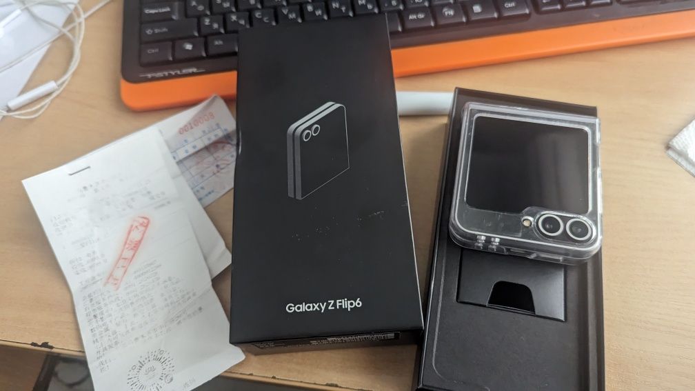 Samsung galaxy Z Flip 6