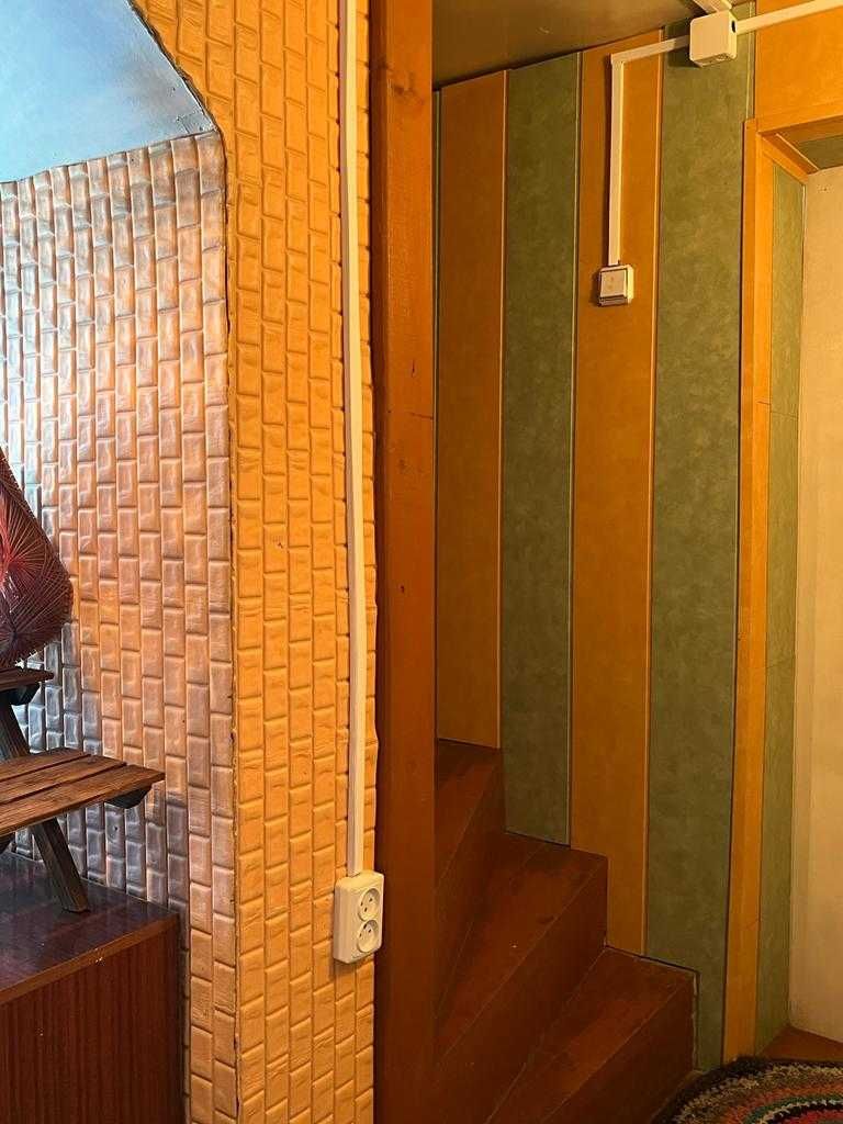 Продам  кирпичный дом на Белом лугу