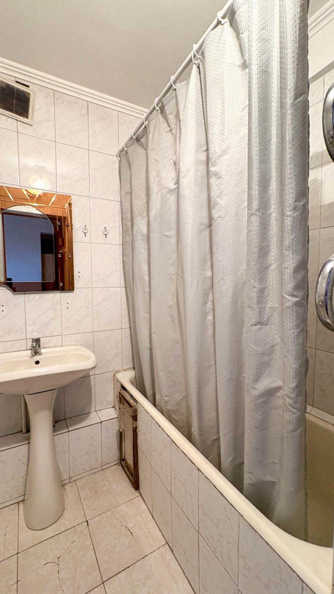 Продаётся 2-комнатная квартира в Центре Иван Империя