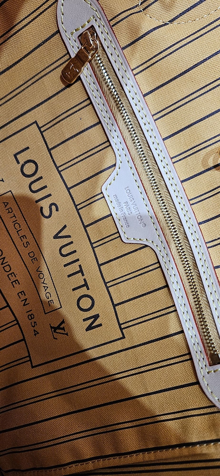 Сумка Louis Vuitton новая абсолютно