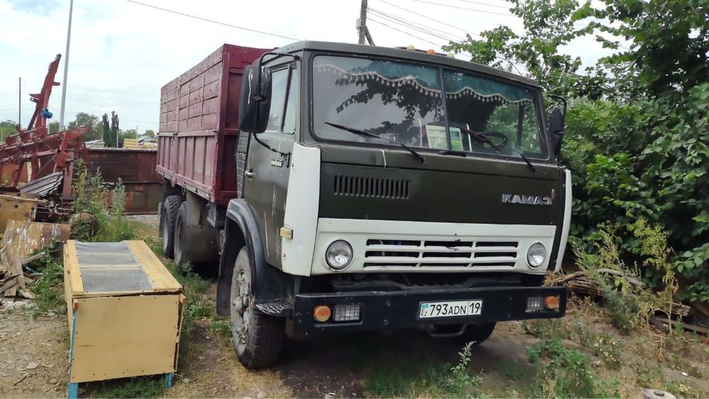Продам камаз зерновоз с прицепам