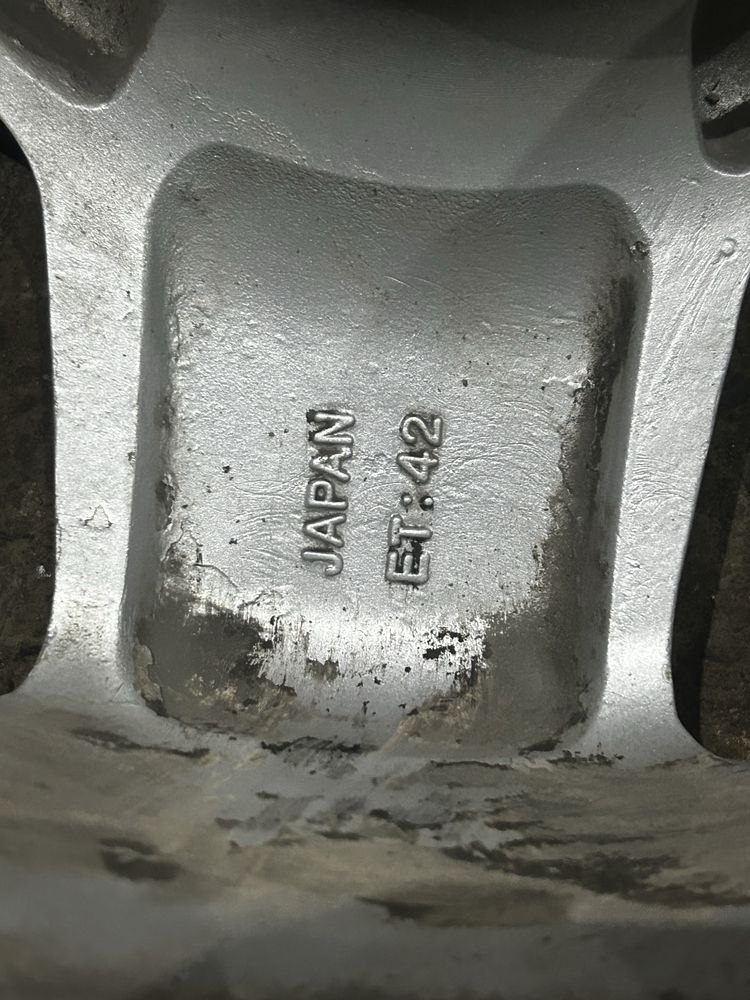 Титанка      R 17