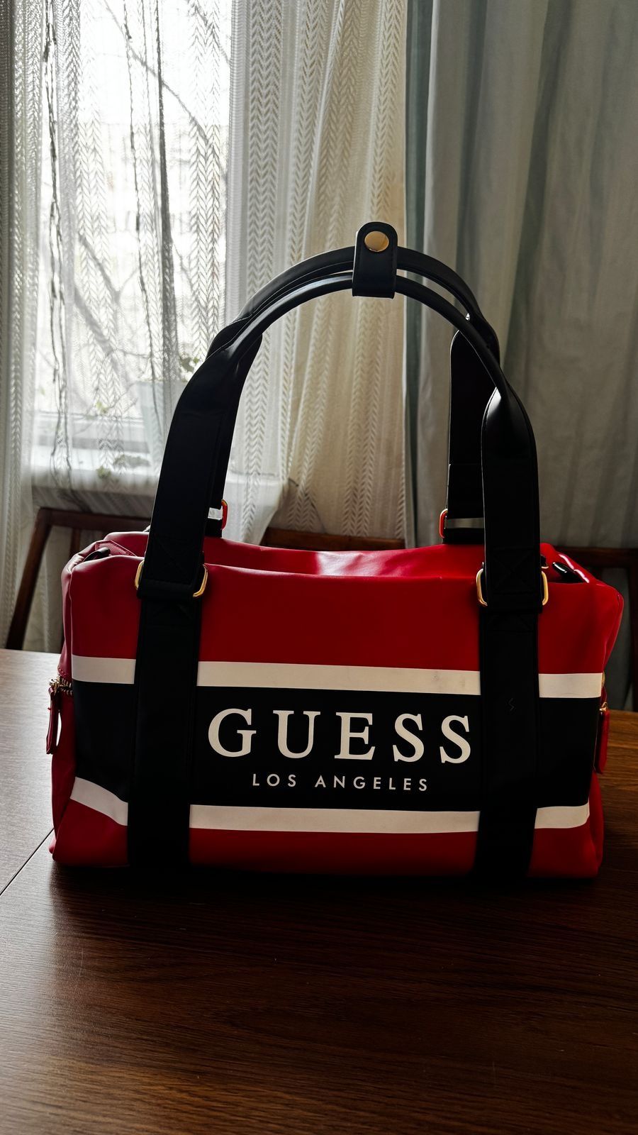 Сумка Guess красная