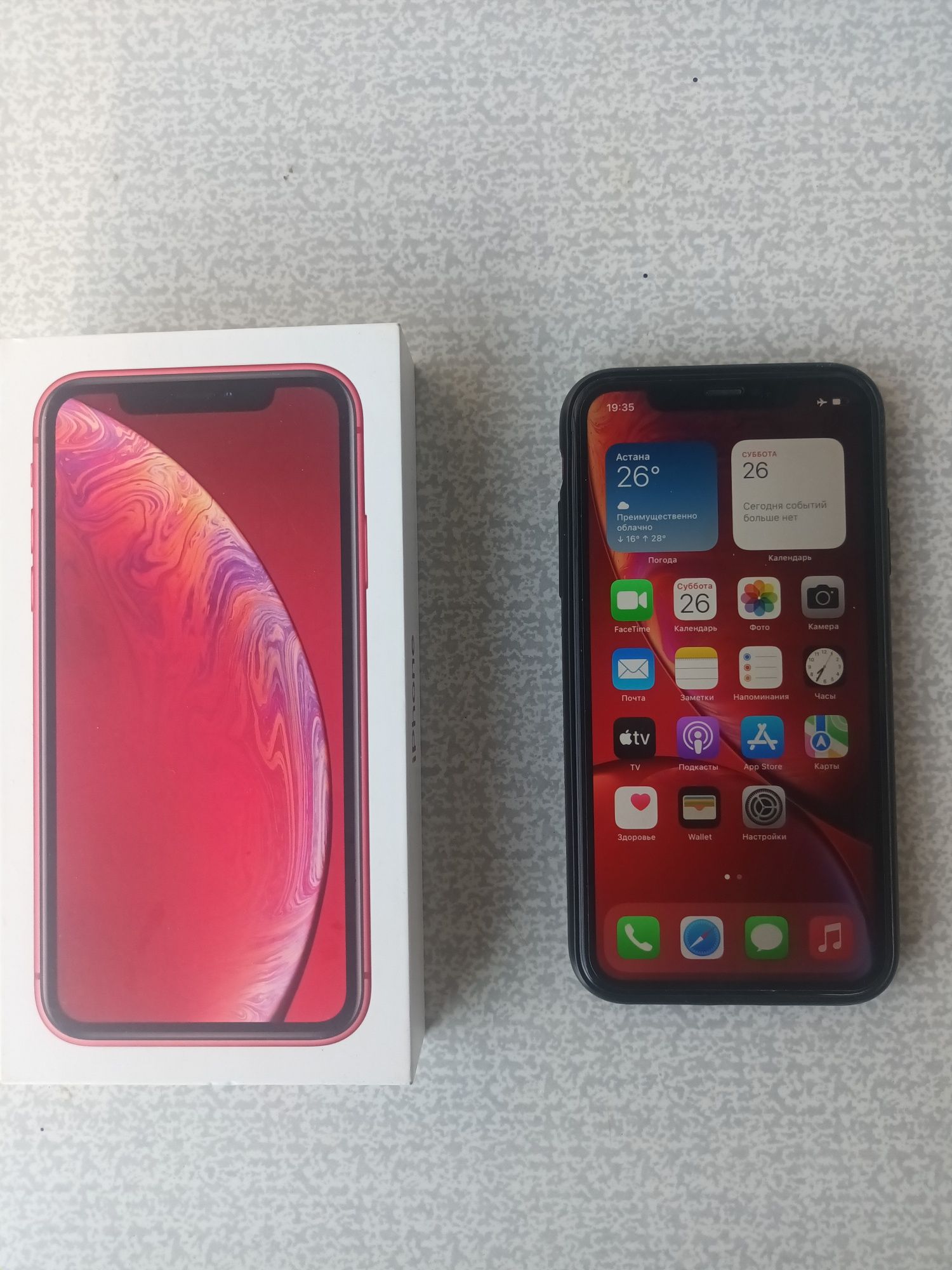 Продам iPhone Xr 64Gb