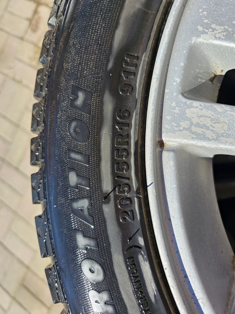 Продаю шины с дисками на Лада Веста 255/55 R16
