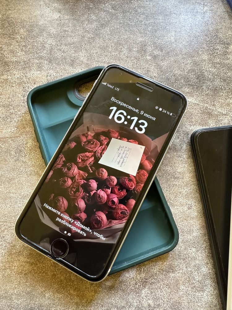 Айфон se 60000