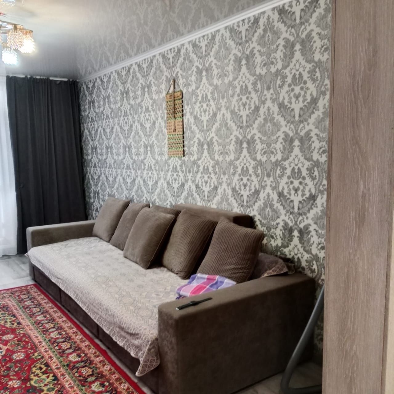 Продам квартиру на Грэссе 4 комнатную квартиру 86 кв 4/4этаж