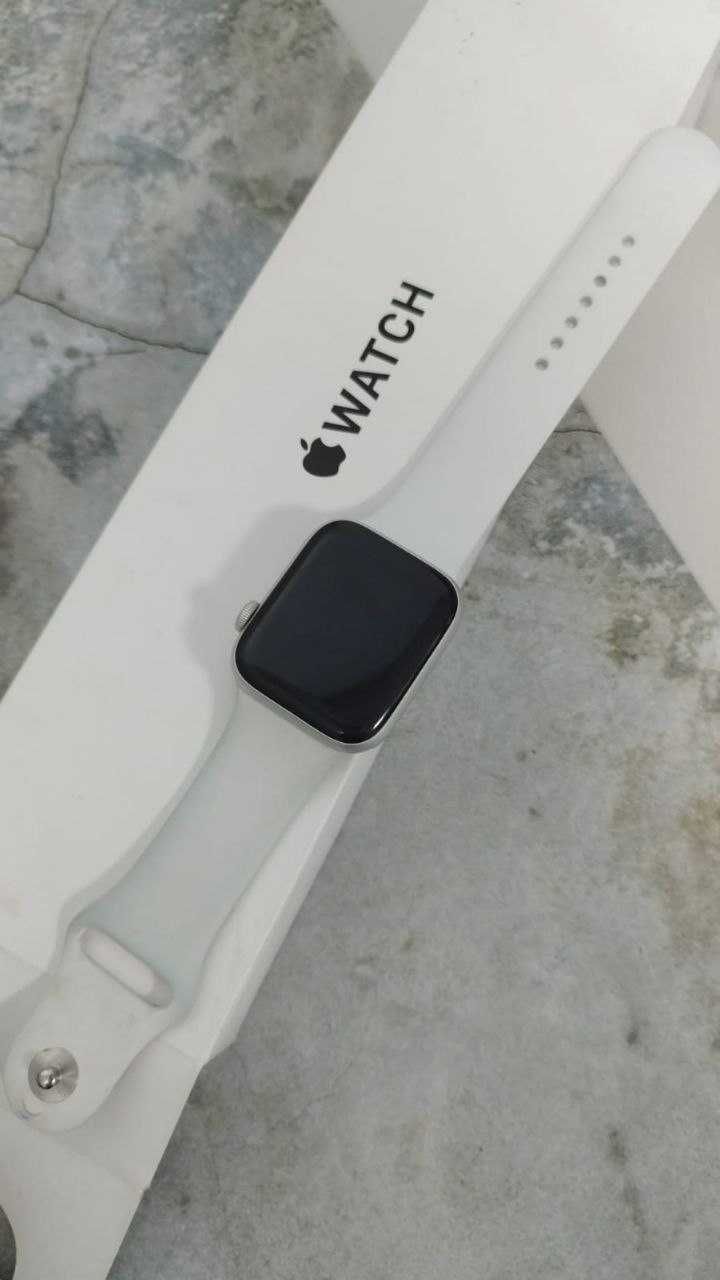 Apple Watch Series SE 44mm (680790 г.Кокшетау, ул.Абая 128,21)