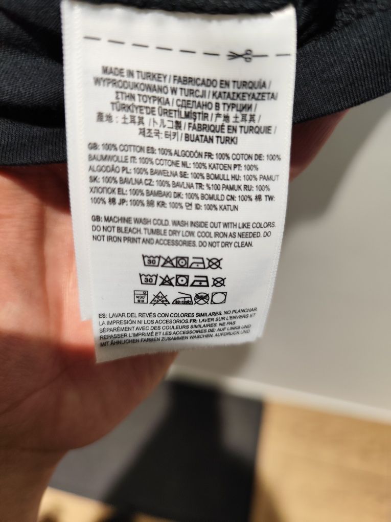 Девчачья футболка Vans